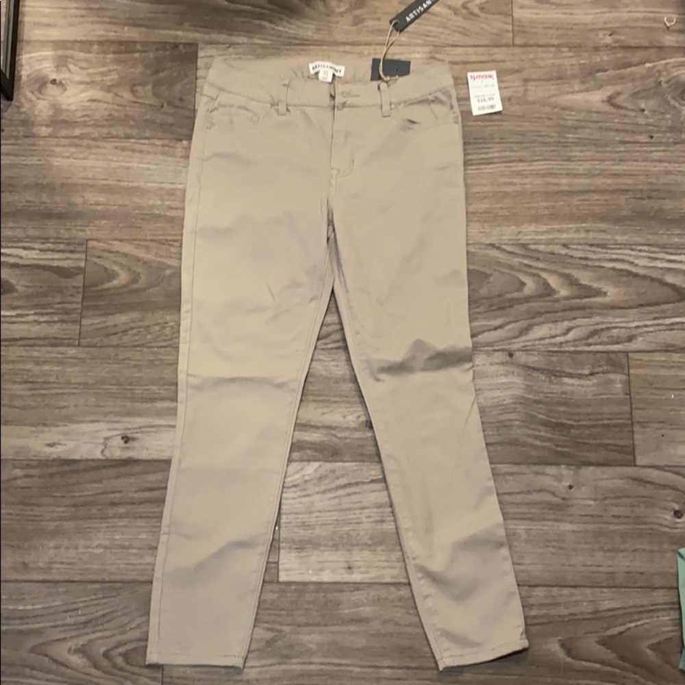 Skinny Khaki Pants